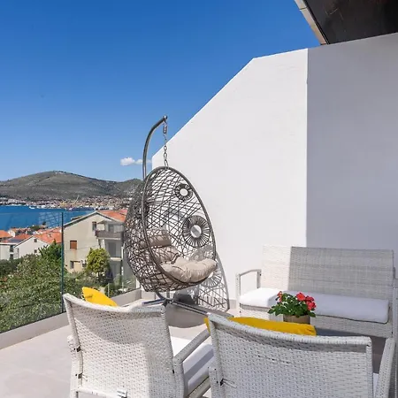 Ferienhaus House Copacabana - On Ciovo, Sea View, Parking