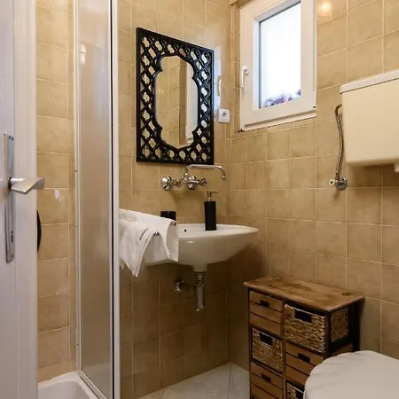 House Copacabana - On Ciovo, Sea View, Parking Trogir