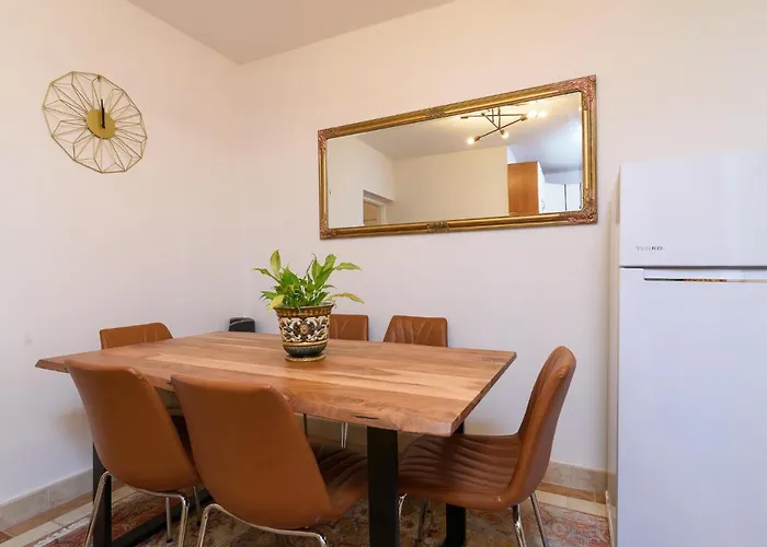 House Copacabana - On Ciovo, Sea View, Parking Holiday home