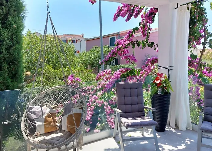 House Copacabana - On Ciovo, Sea View, Parking Holiday home